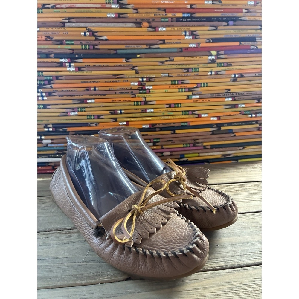 Minnetonka Brown Leather Moccasins Womens Size 8.5